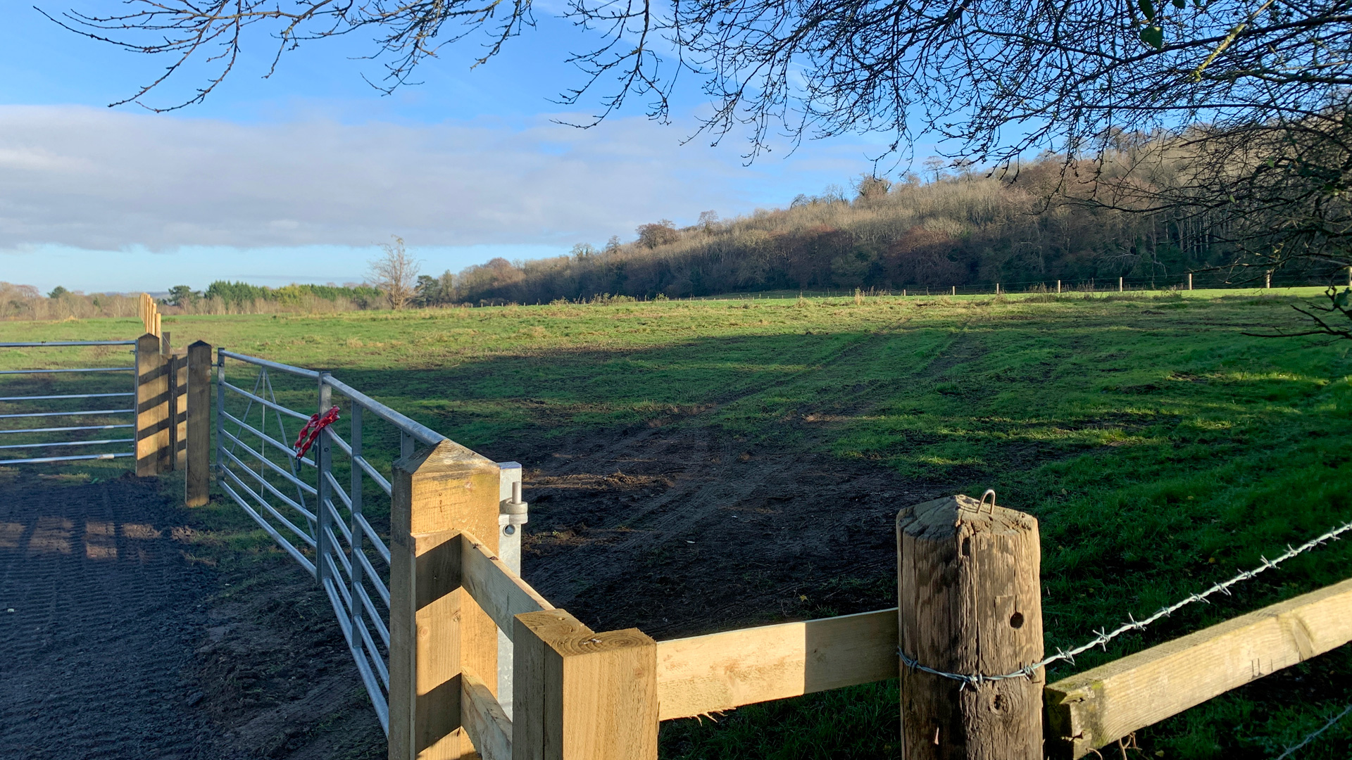 Land for sale in Tring access