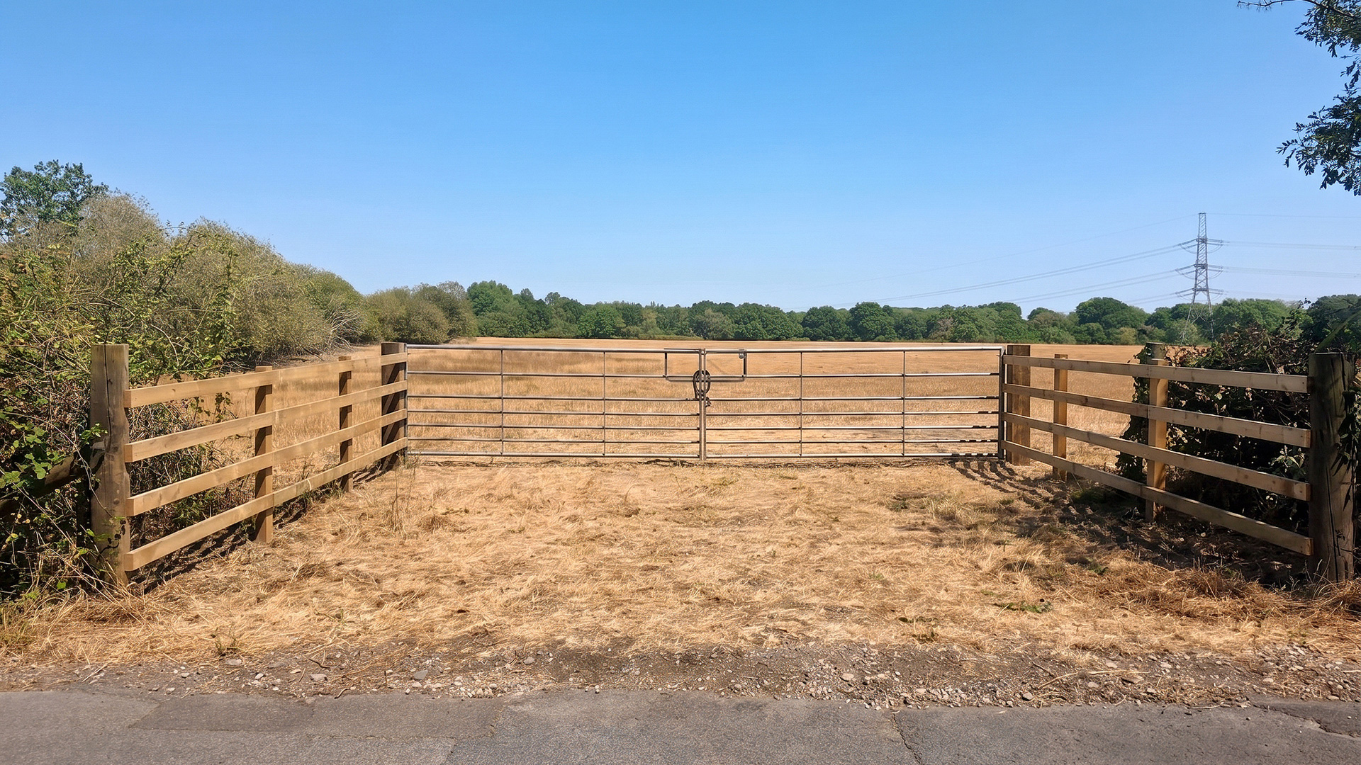 Land for sale in Ufton Nervet, Reading entrance